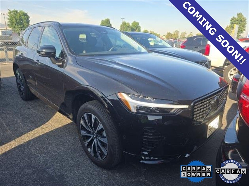 2025 Volvo XC60 B5 Plus photo 3