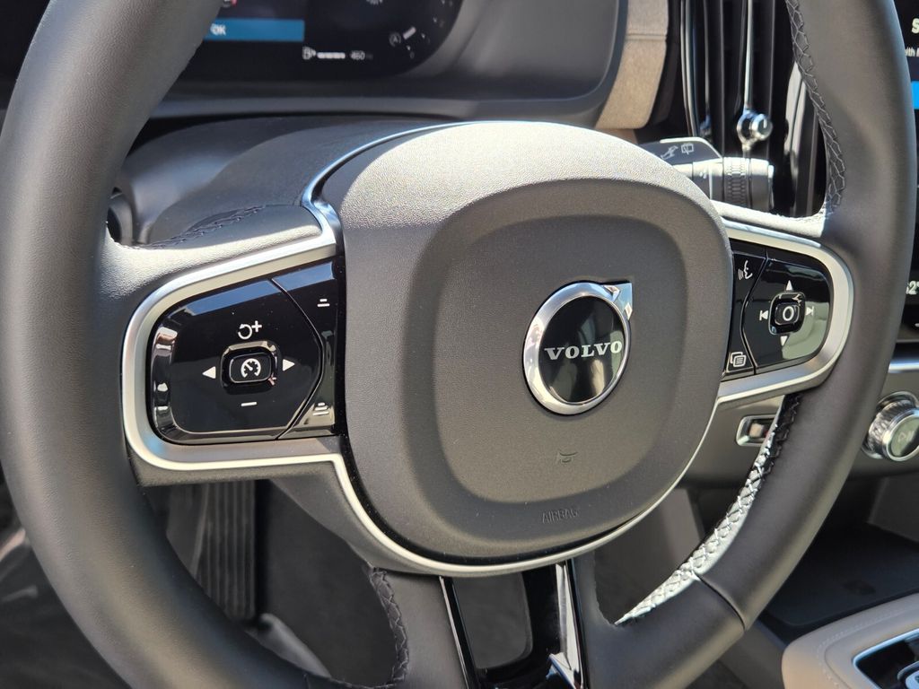 2026 Volvo XC90 Core - Photo 23