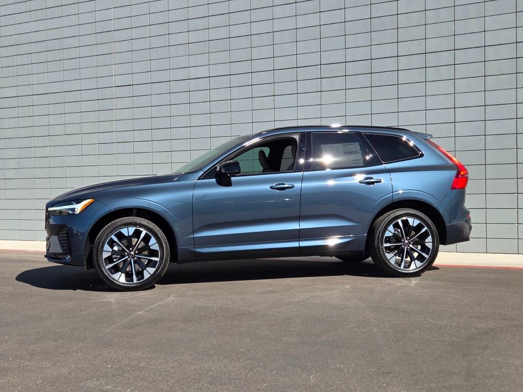 New 2026 Volvo XC60 B5 Plus SUV
