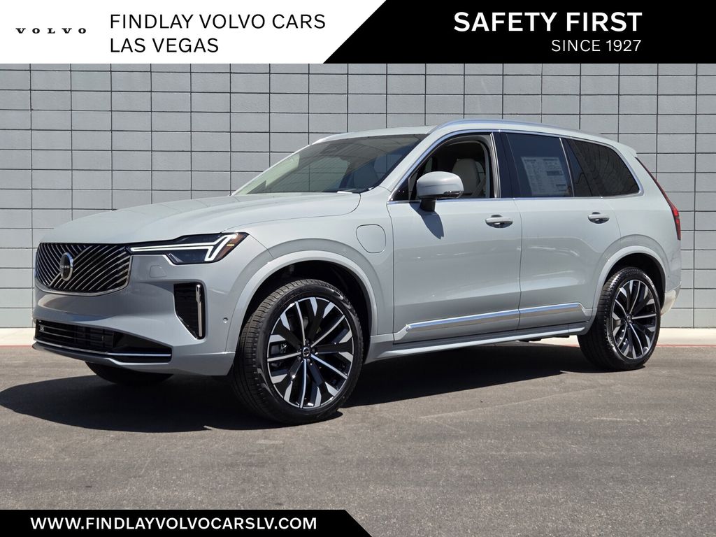 2026 Volvo XC90 T8 Recharge Ultra Bright 4WD's photo