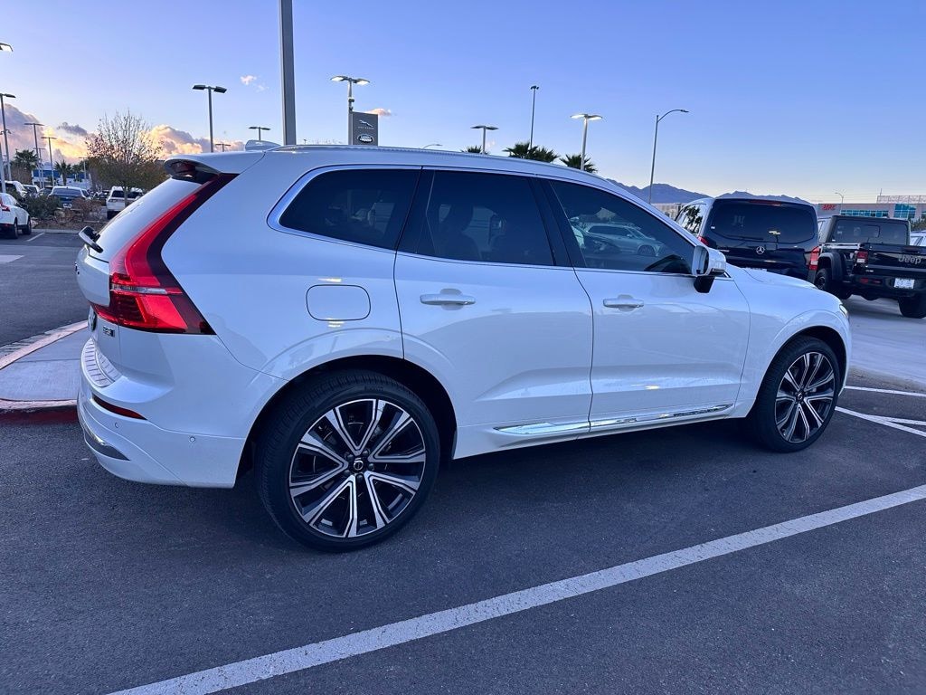 Used 2023 Volvo XC60 B5 AWD Ultimate Bright SUV
