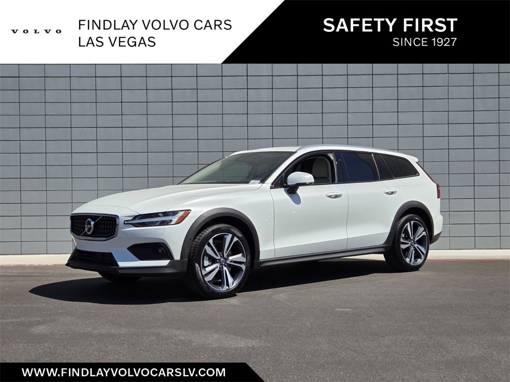 2026 Volvo V60 Cross Country Wagon 