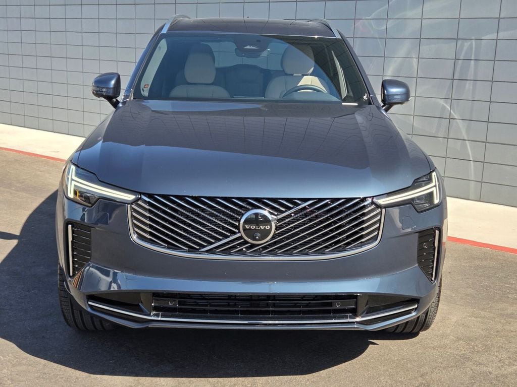 2026 Volvo XC90 Plus - Photo 8