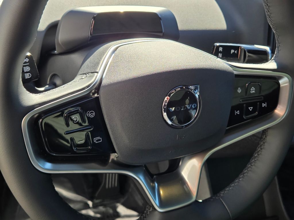 2026 Volvo EX30 Ultra - Photo 22