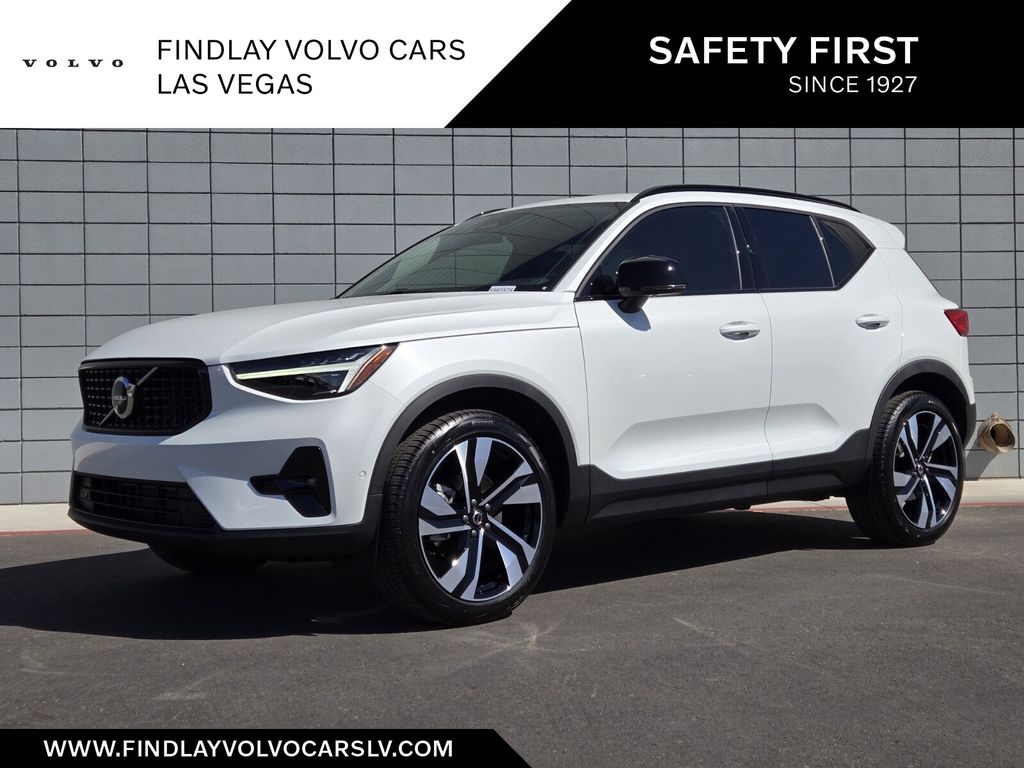 2025 Volvo XC40 Ultra