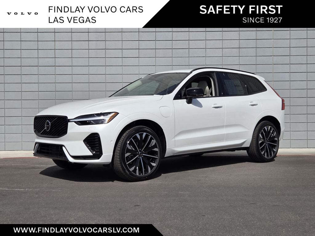 2026 Volvo XC60 T8 Ultra Dark AWD's photo