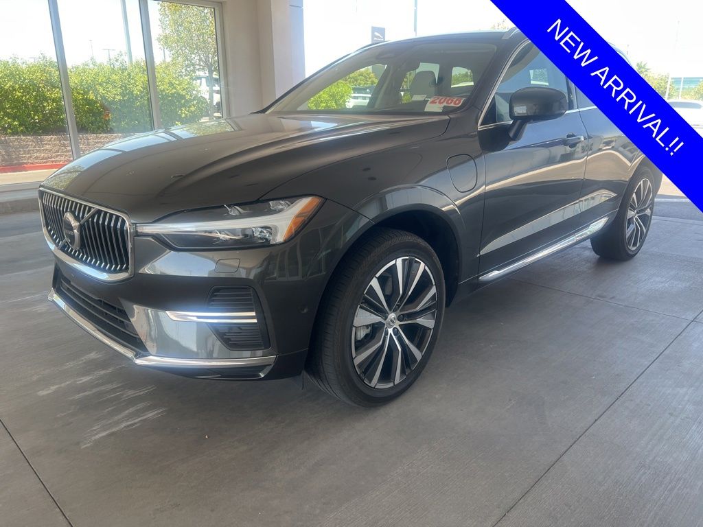 2022 Volvo XC60 T8 Recharge Inscription Exprs Ex Rng AWD's photo