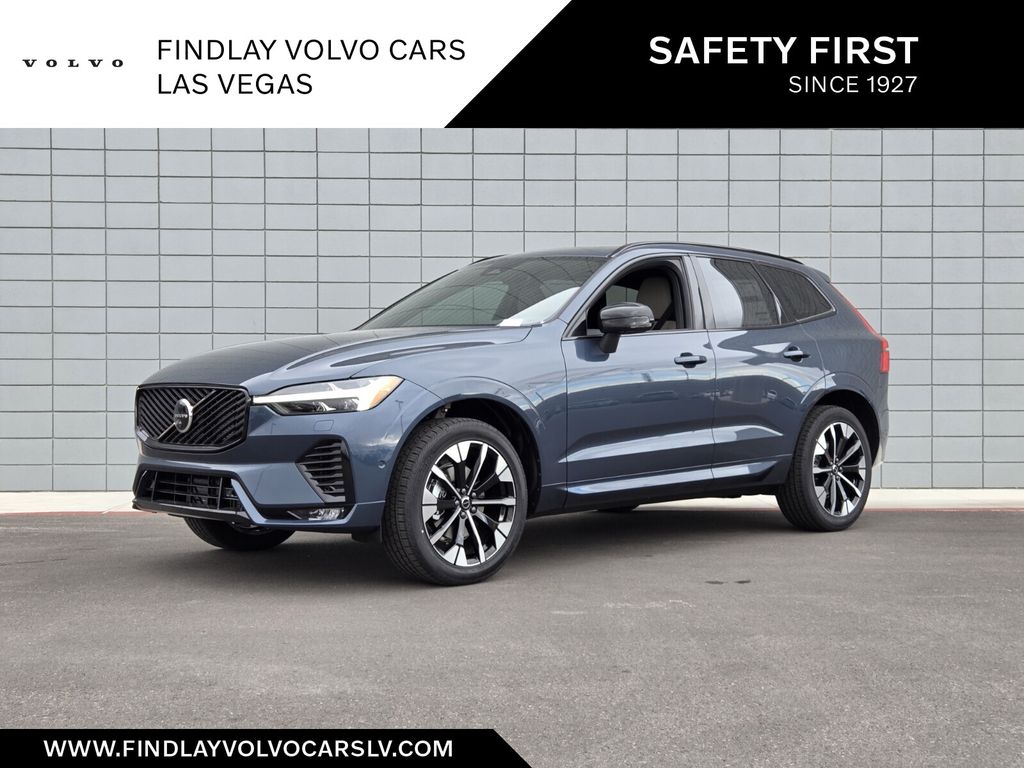2026 Volvo XC60 Plus's photo