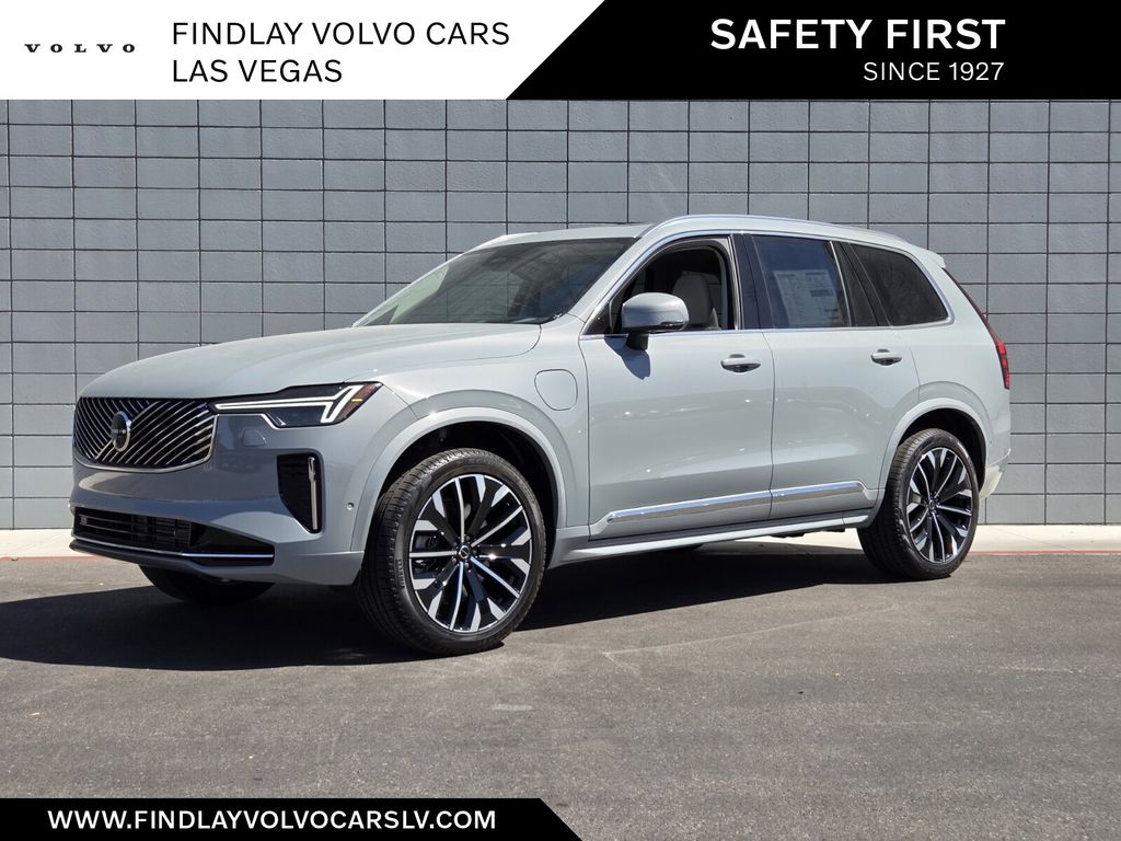 2026 Volvo XC90 T8 Recharge Ultra Bright 4WD's photo