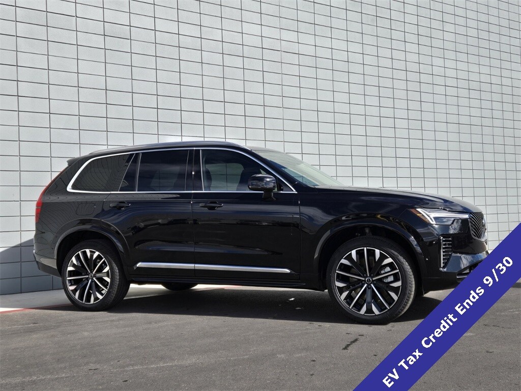 2025 Volvo XC90 T8 Plus photo 4