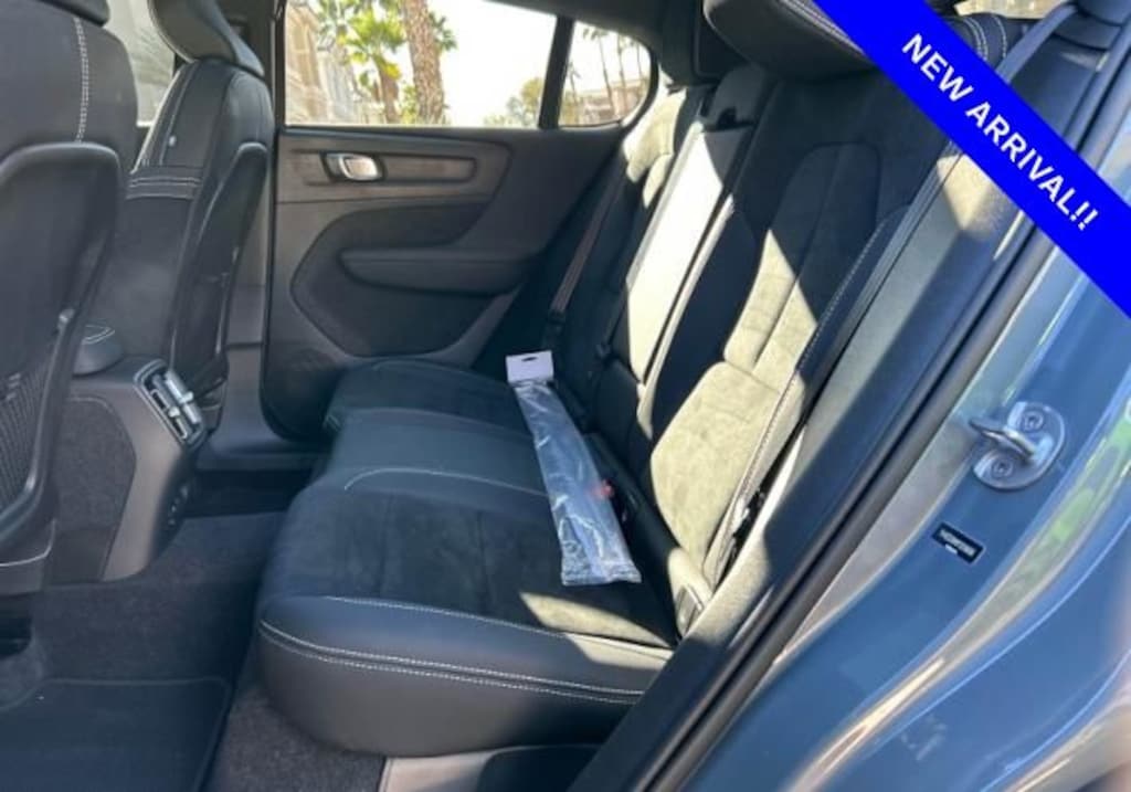 Certified 2023 Volvo C40 Recharge Pure Electric Twin Ultimate SUV