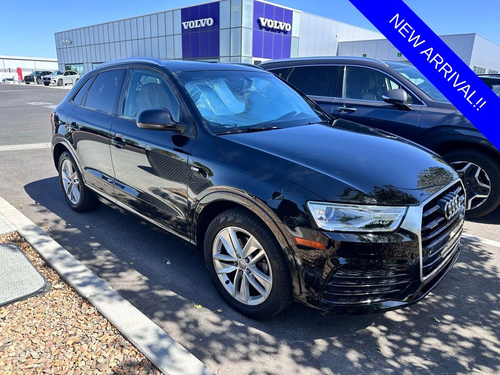 2018 Audi Q3 2.0T Premium quattro's photo