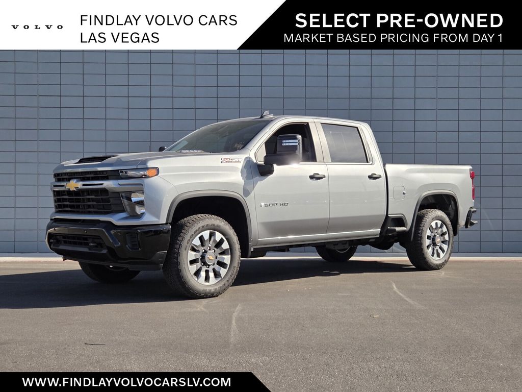 2025 Chevrolet Silverado HD Custom 4WD Crew Cab Standard Box's photo