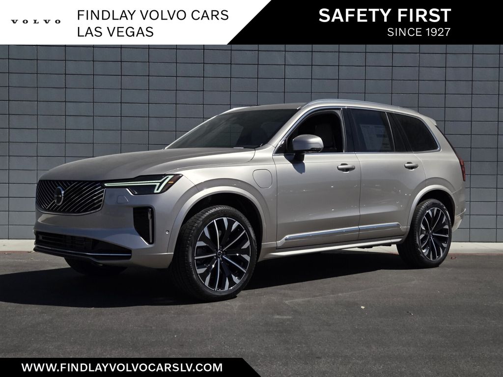 2026 Volvo XC90 plug-in hybrid SUV 