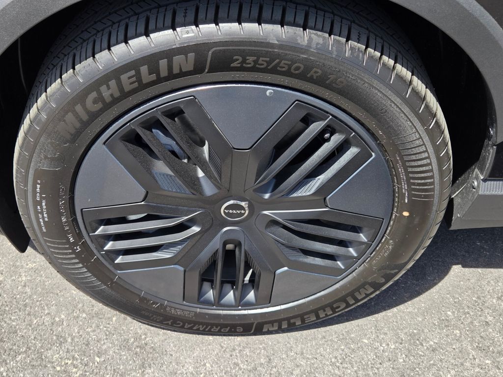 2026 Volvo EX30 Ultra - Photo 4