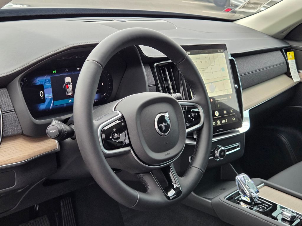 2026 Volvo XC90 Plus - Photo 26