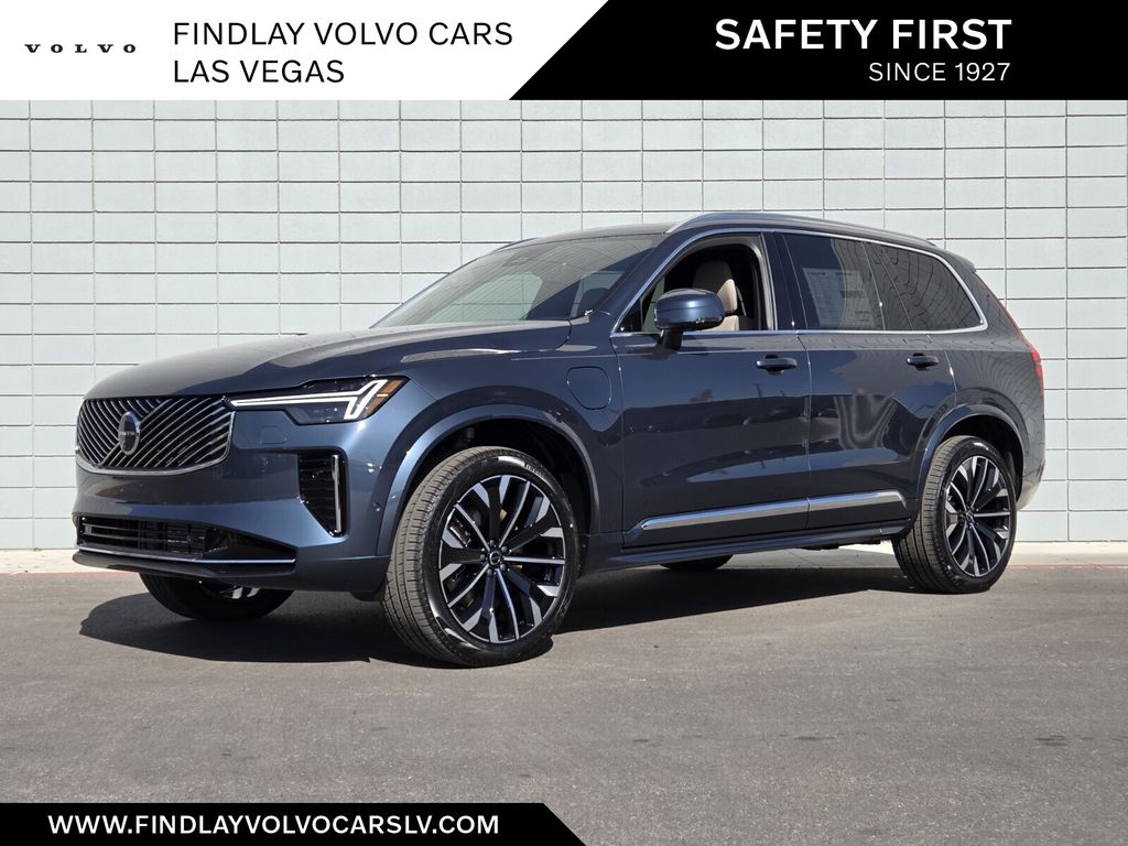 2026 Volvo XC90 plug-in hybrid SUV 