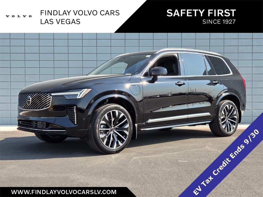 2025 Volvo XC90 plug-in hybrid SUV 
