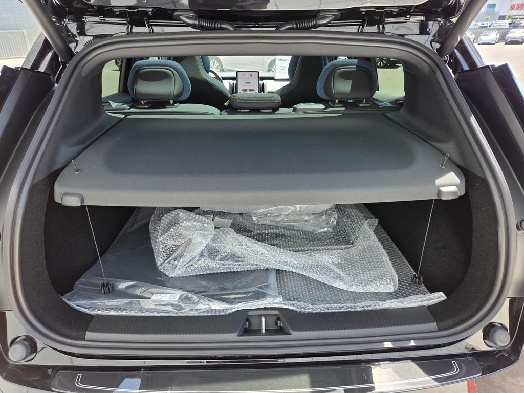 2026 Volvo EX30 Ultra - Photo 20