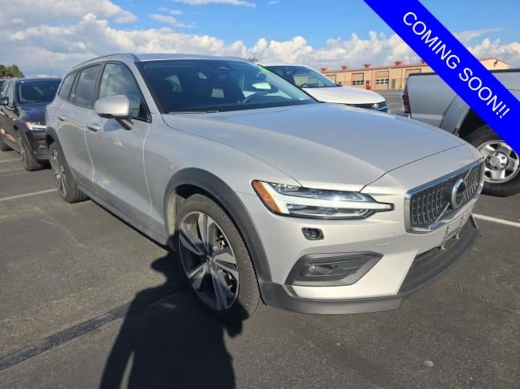 Used 2025 Volvo V60 Cross Country B5 Plus Wagon