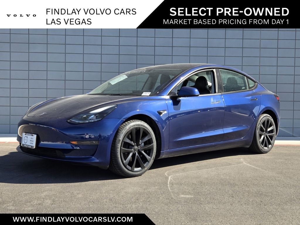 2023 Tesla Model 3 -'s photo