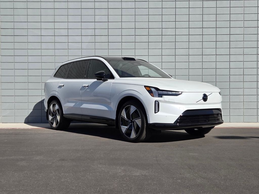 New 2025 Volvo EX90 Twin Motor Plus 7-Seater SUV