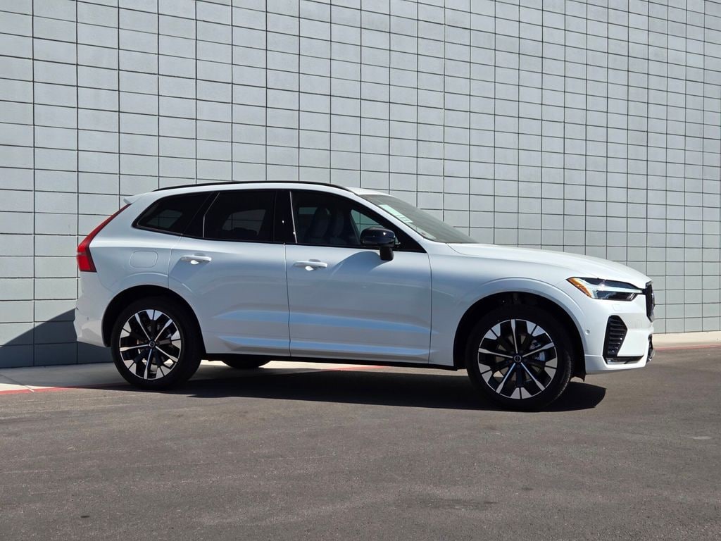 New 2026 Volvo XC60 B5 Plus SUV
