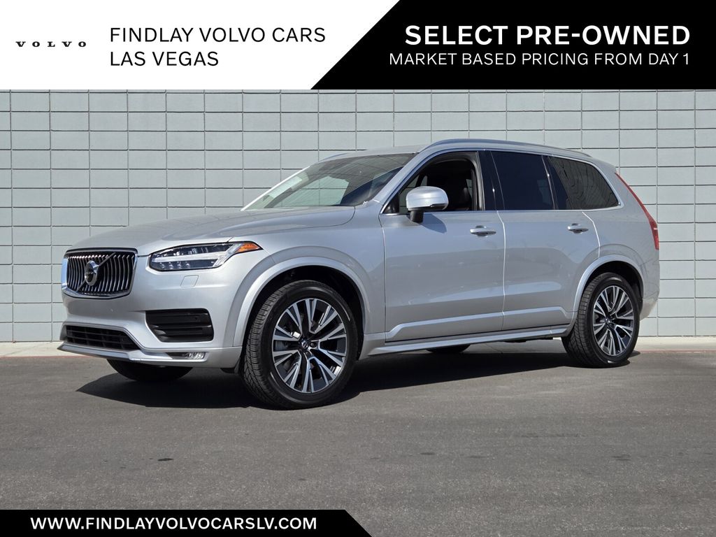 2021 Volvo XC90 Momentum