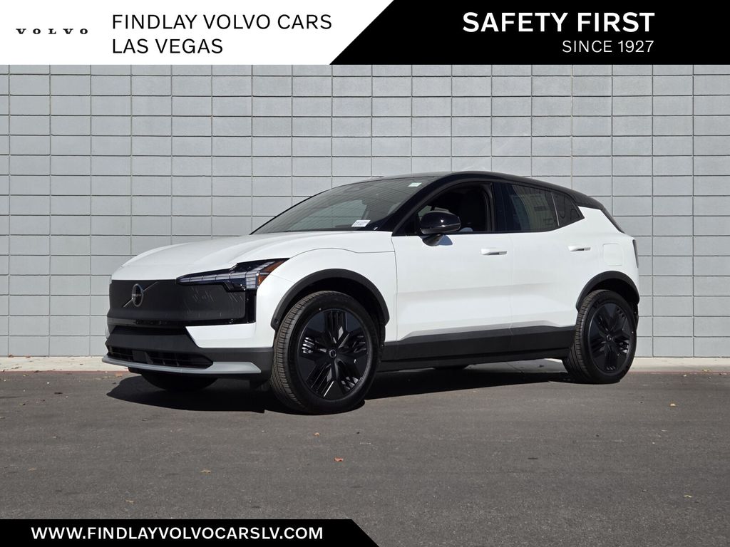 2026 Volvo EX30 Twin Motor Cross Country Ultra's photo