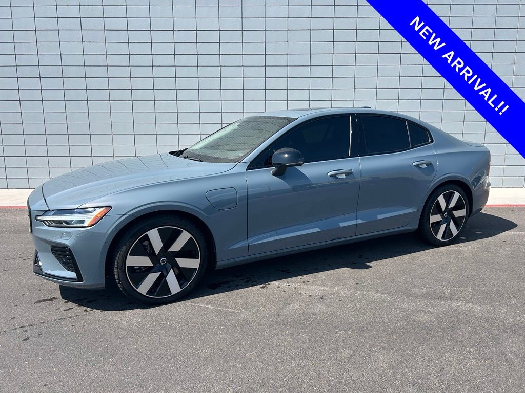 2024 Volvo S60 Recharge Plug-In Hybrid