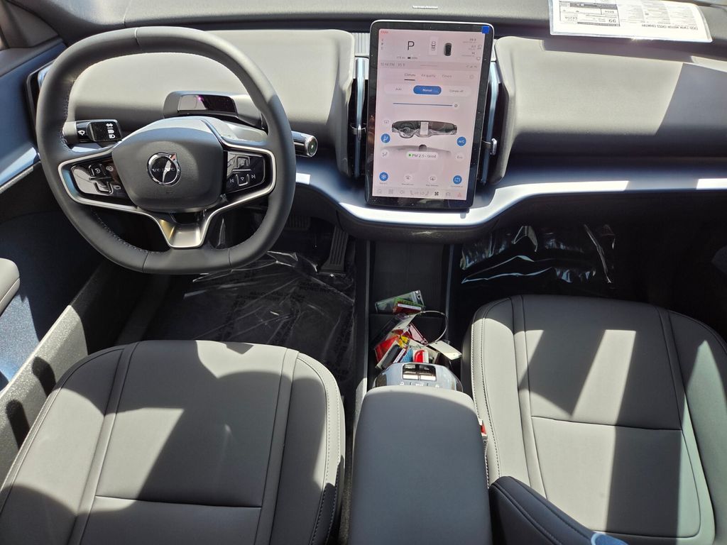 2026 Volvo EX30 Ultra - Photo 17