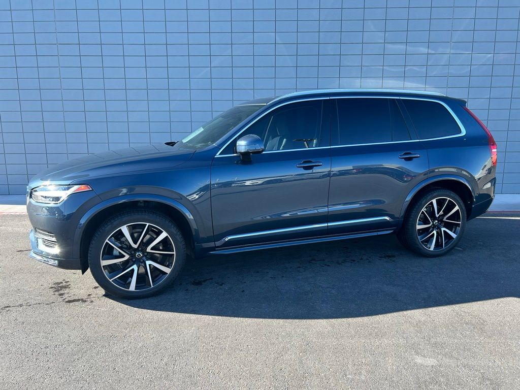 2023 Volvo XC90 B6 Plus 7-Seater 4WD's photo