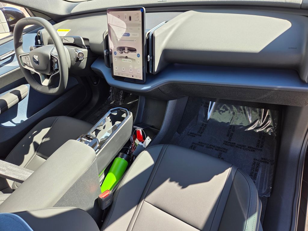 2026 Volvo EX30 Ultra - Photo 20