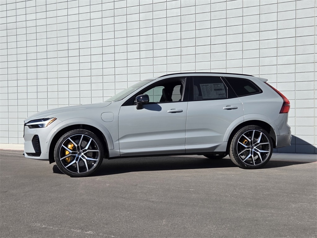 New 2026 Volvo XC60 plug-in hybrid T8 Polestar Engineered SUV