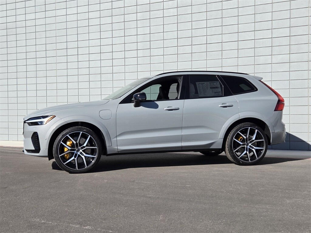 2026 Volvo XC60 T8 Polestar photo 2