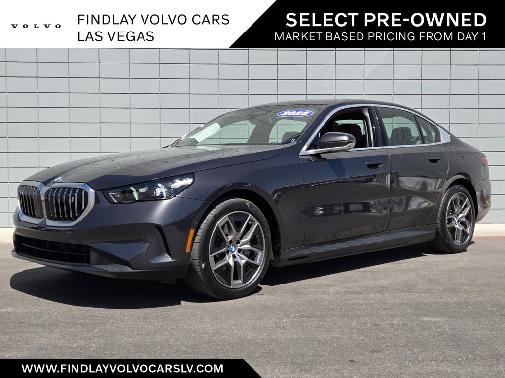 2025 BMW i5 xDrive40 Sedan's photo
