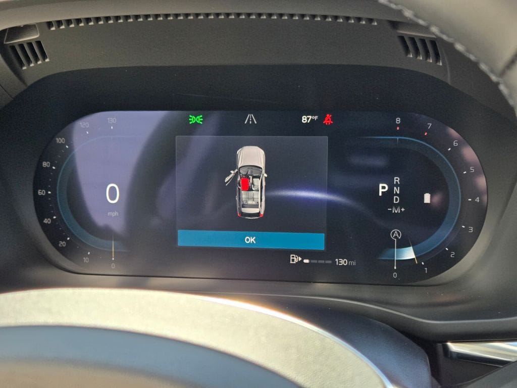 2025 Volvo XC60 Core - Photo 24
