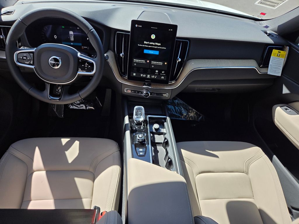 2026 Volvo XC60 Plus - Photo 19