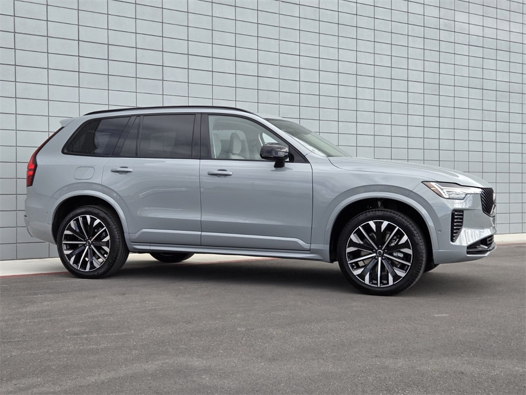 New 2026 Volvo XC90 B6 Ultra Dark Theme 7-Seater SUV