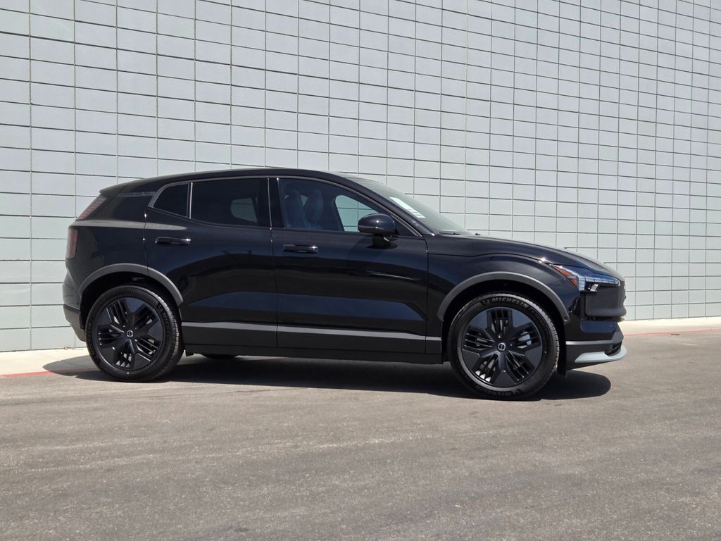 2026 Volvo EX30 Ultra - Photo 7