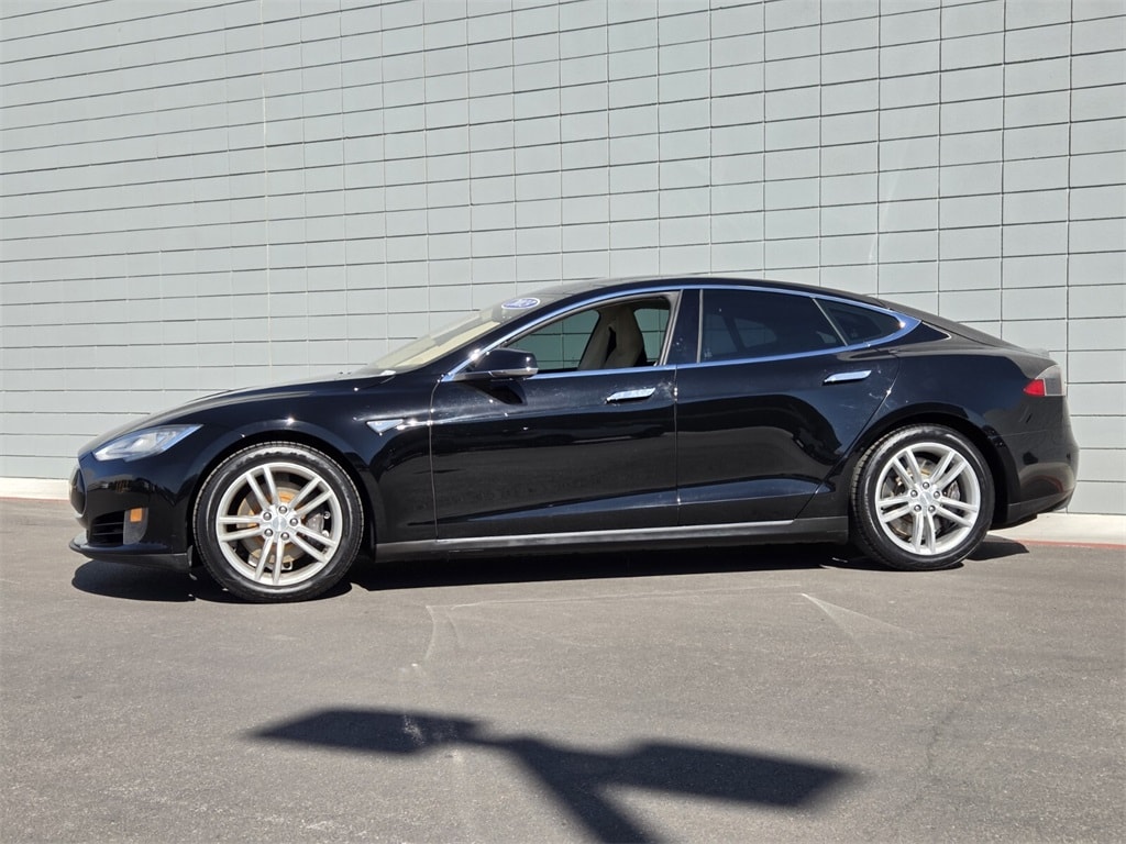 Used 2013 Tesla Model S S with VIN 5YJSA1CG5DFP09664 for sale in Las Vegas, NV