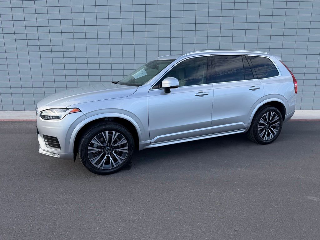 2022 Volvo XC90