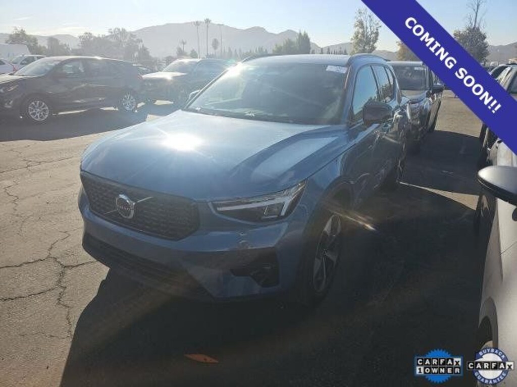 Certified 2025 Volvo XC40 B5 Plus Dark Theme SUV