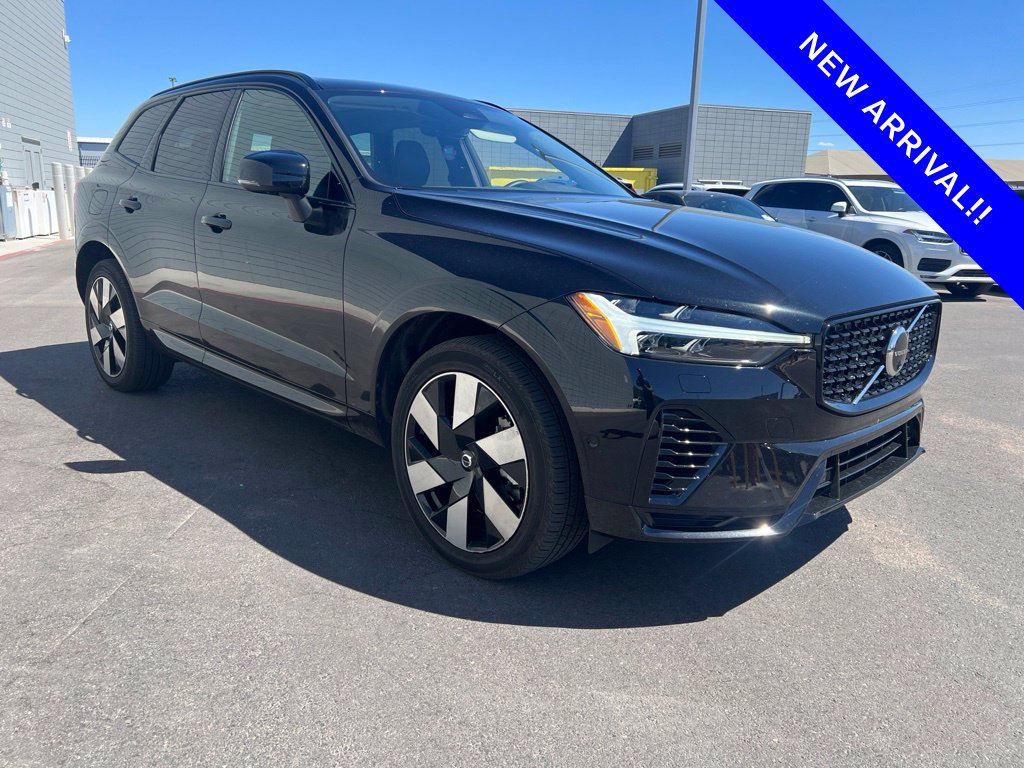 2024 Volvo XC60 plug-in hybrid SUV 