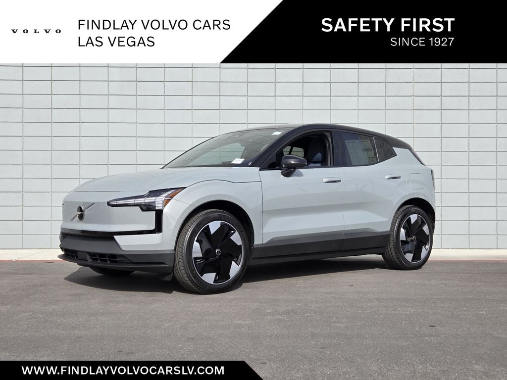 2026 Volvo EX30 Plus's photo