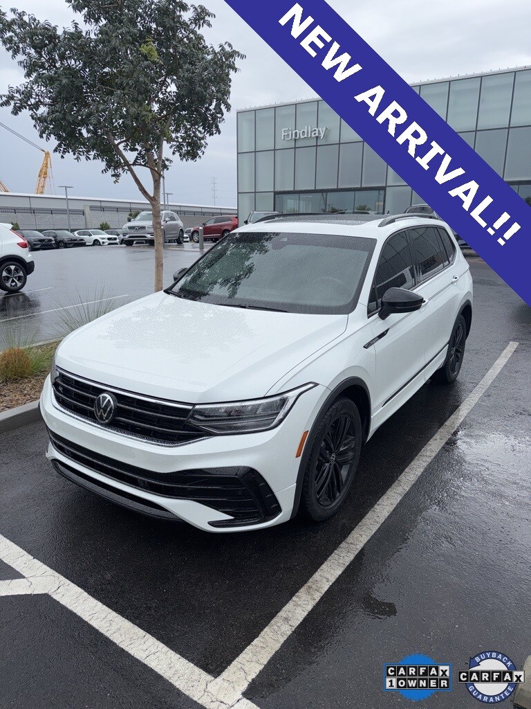 2022 Volkswagen Tiguan SE R-Line Black photo 3