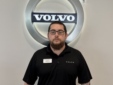 Staff member Jonathan Lucio from ID_e969f4