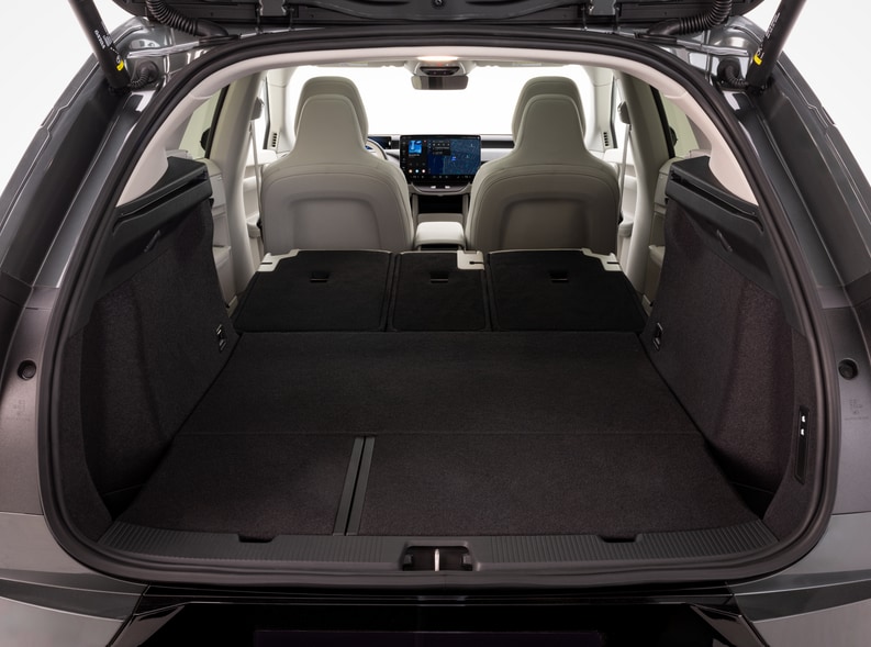 EX60%20Trunk.png