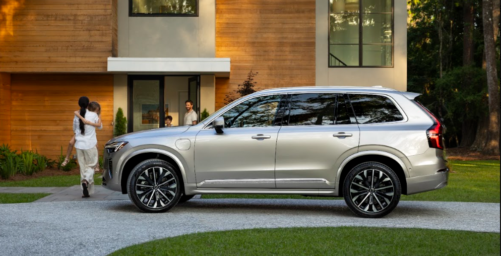 Volvo%20XC90%202%20.png