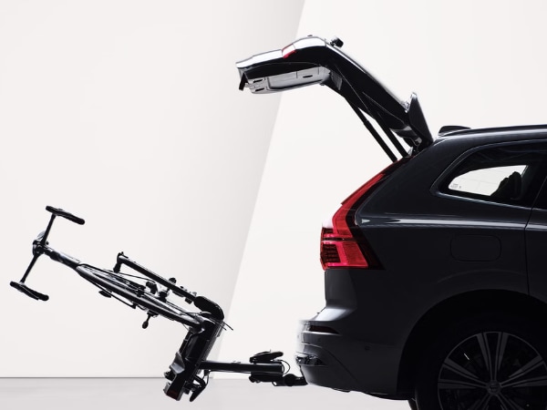 Compact SUV towing and cargo versatility.